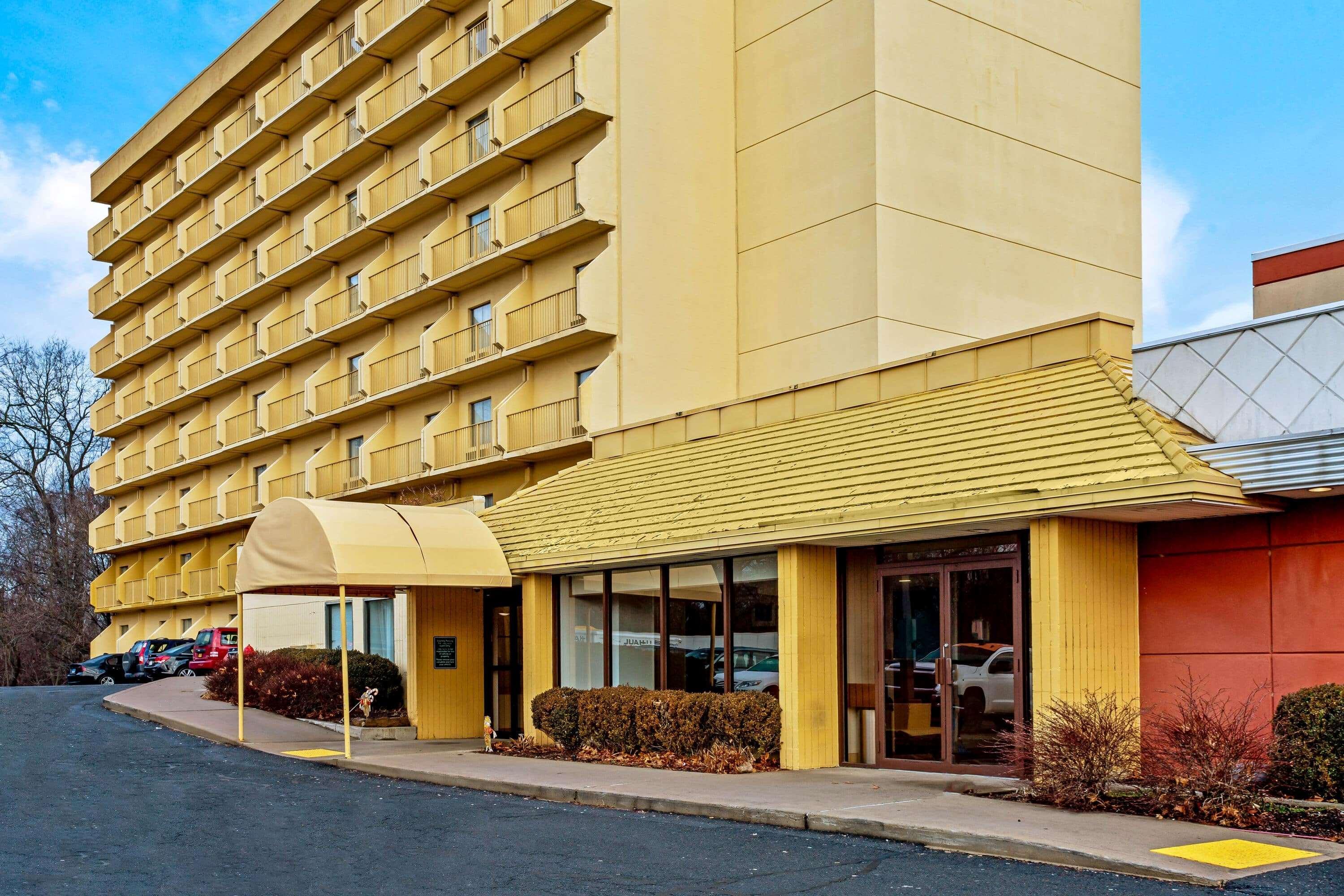 La Quinta By Wyndham Stamford / New York City Exteriör bild