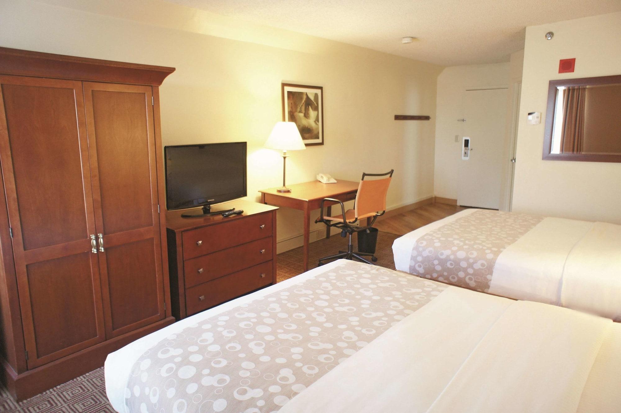 La Quinta By Wyndham Stamford / New York City Exteriör bild