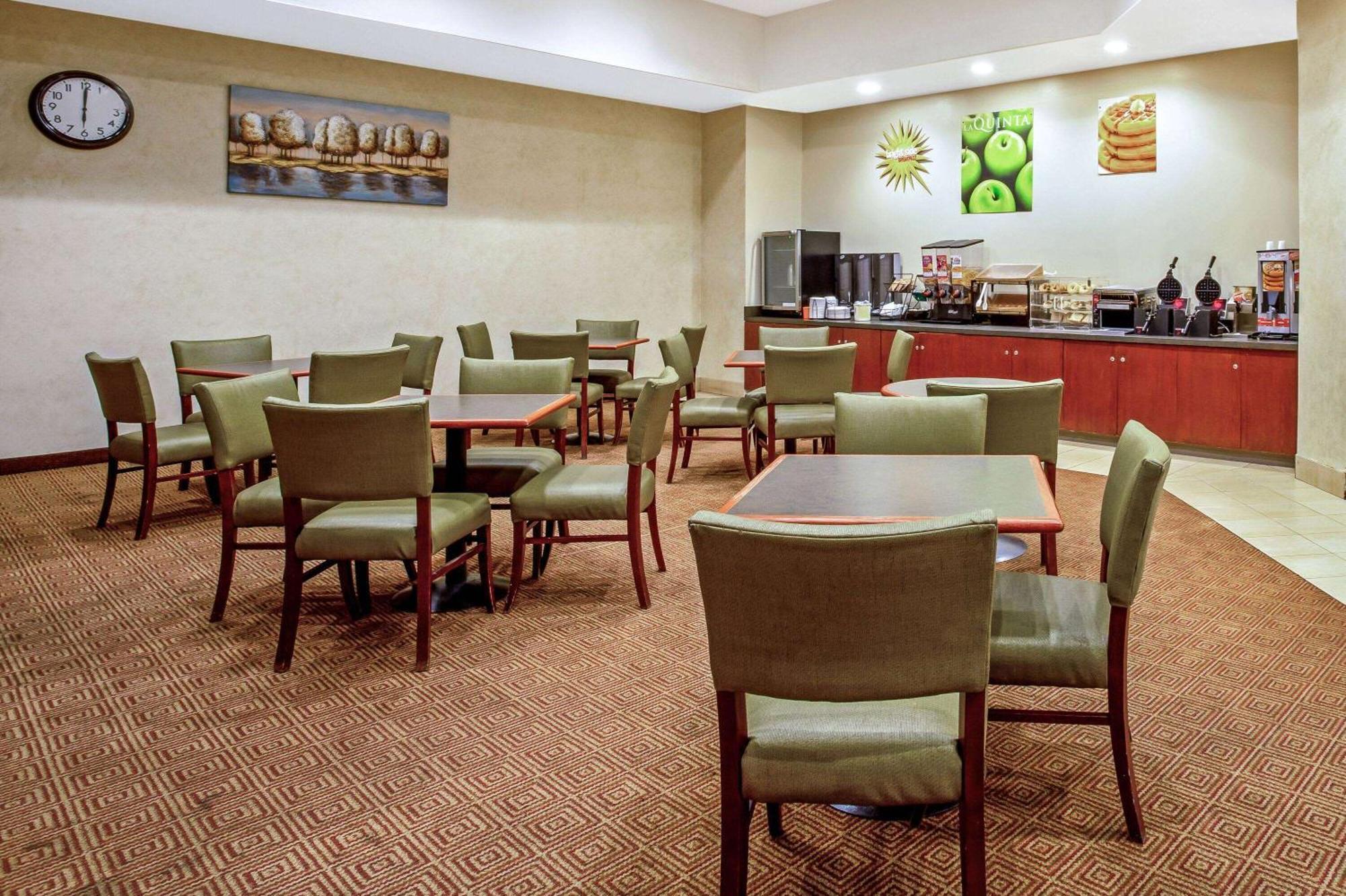 La Quinta By Wyndham Stamford / New York City Exteriör bild