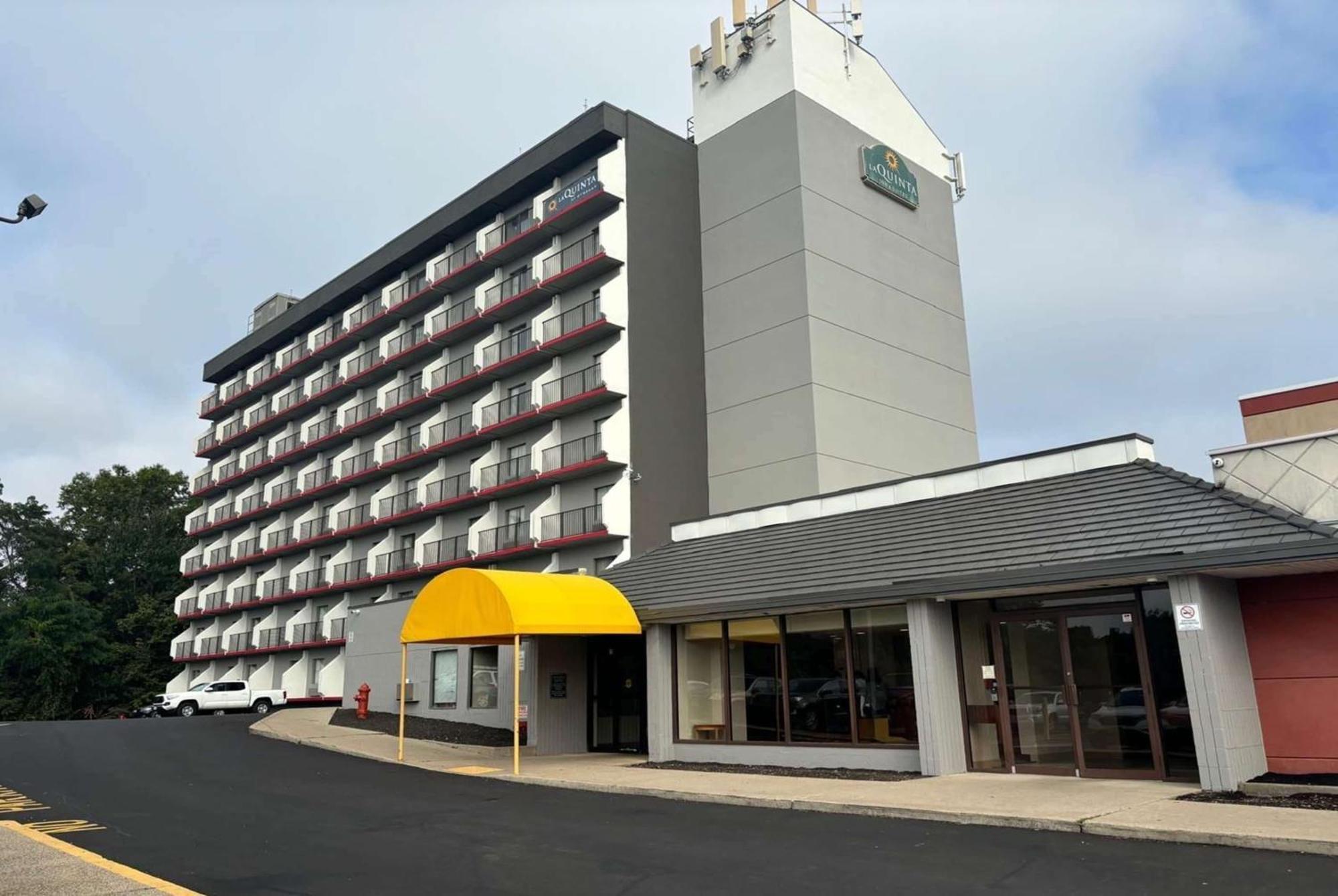 La Quinta By Wyndham Stamford / New York City Exteriör bild