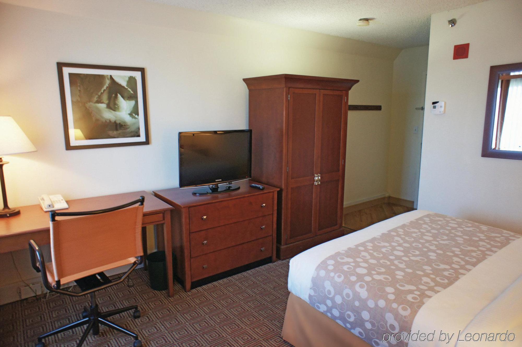 La Quinta By Wyndham Stamford / New York City Exteriör bild
