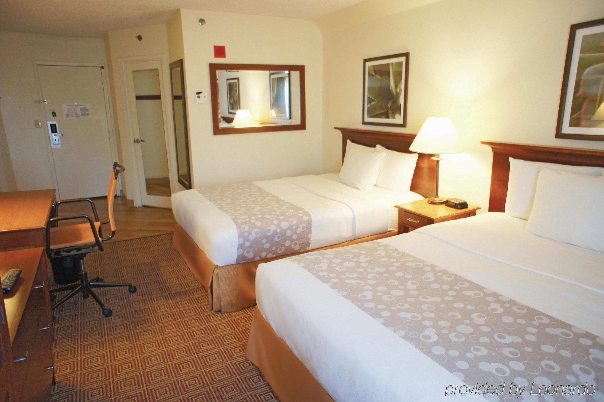 La Quinta By Wyndham Stamford / New York City Exteriör bild