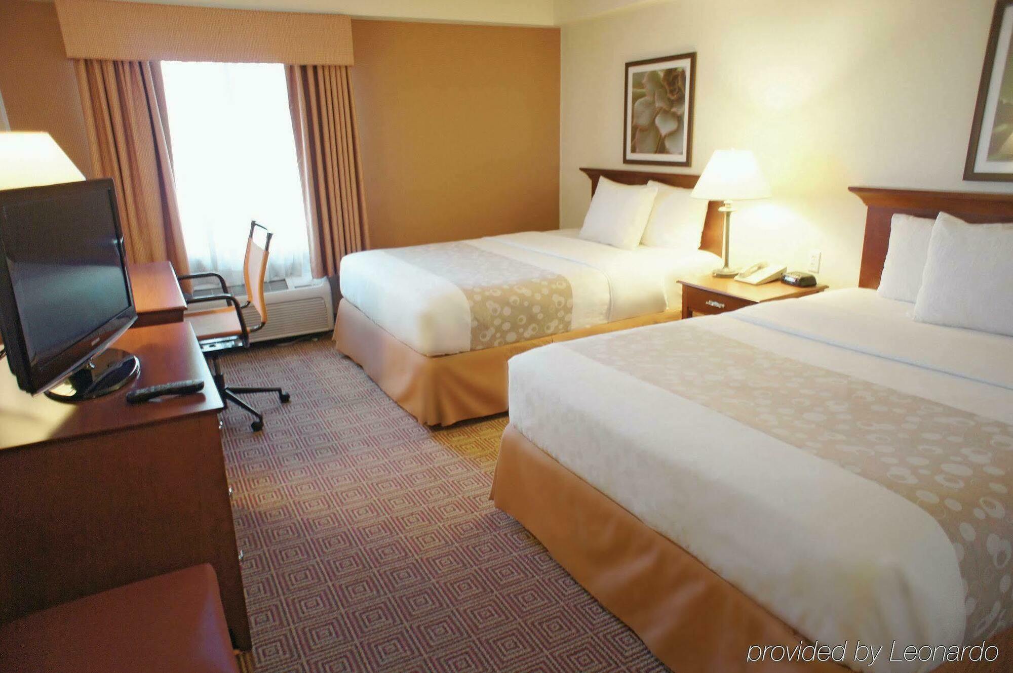 La Quinta By Wyndham Stamford / New York City Exteriör bild